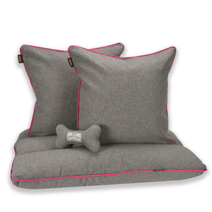 Cloud Bed Décor Set - Grey Flannel with Hot Pink Trim